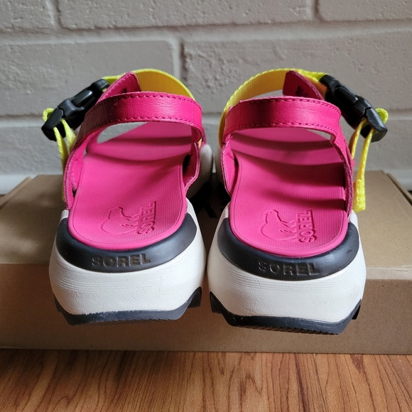 SOREL Kinetic Impact Sling Sandals Cactus Pink 8, New Without Box - Picture 8 of 8